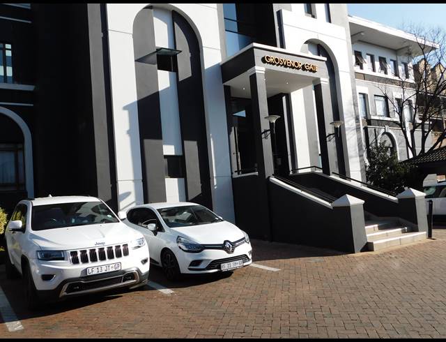 182M² OFFICE TO LET IN HYDE PARK